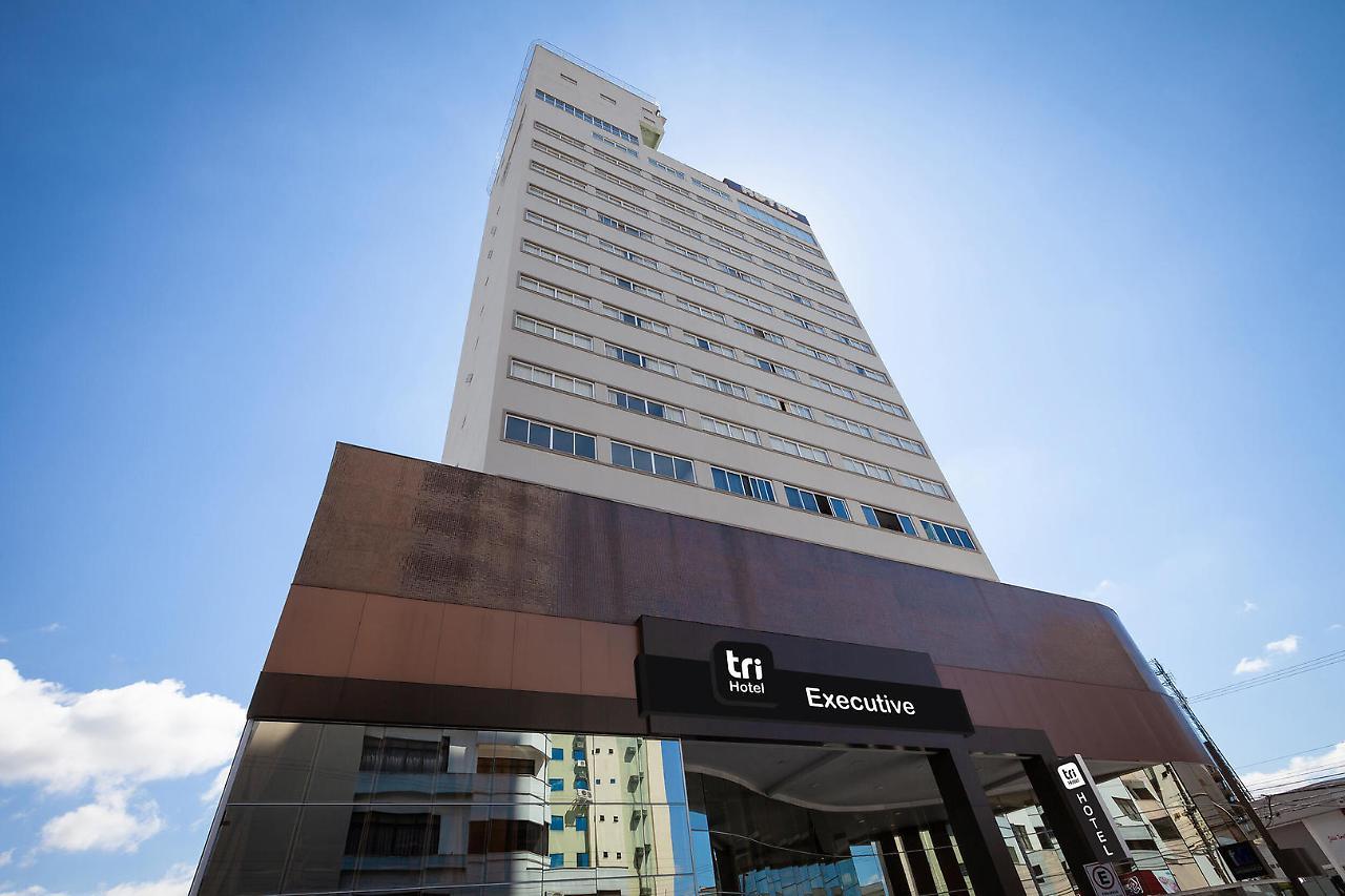 Tri Hotel Executive Brusque Zewnętrze zdjęcie