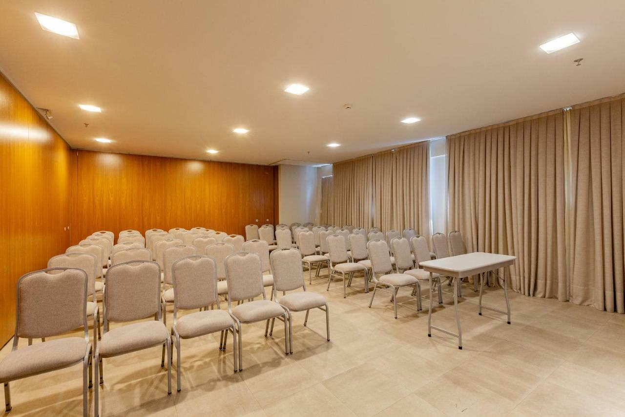 Tri Hotel Executive Brusque Zewnętrze zdjęcie