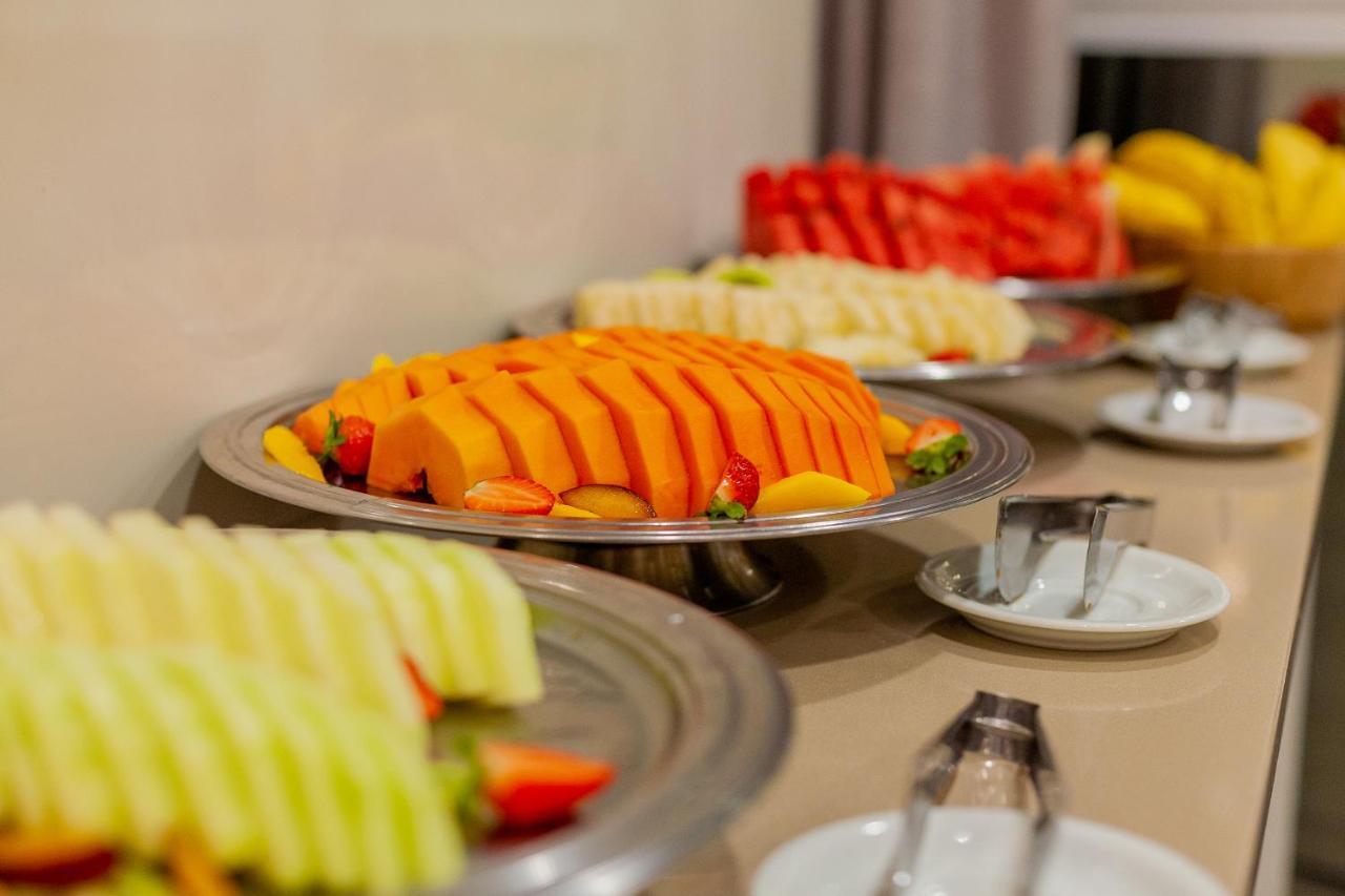 Tri Hotel Executive Brusque Zewnętrze zdjęcie